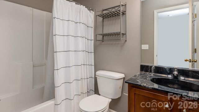 130 Lanceford Circle, Fletcher, NC 28732