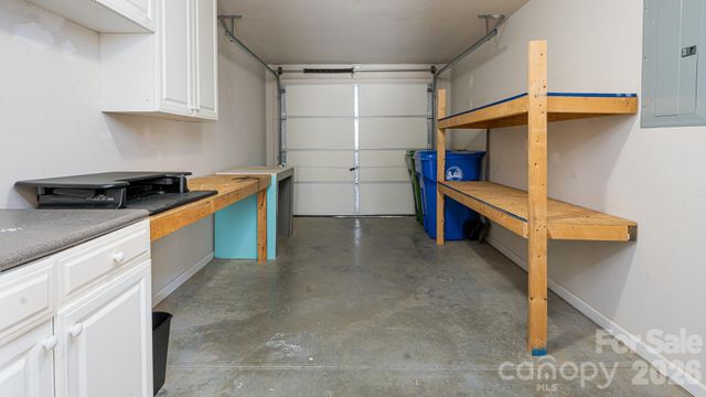 130 Lanceford Circle, Fletcher, NC 28732