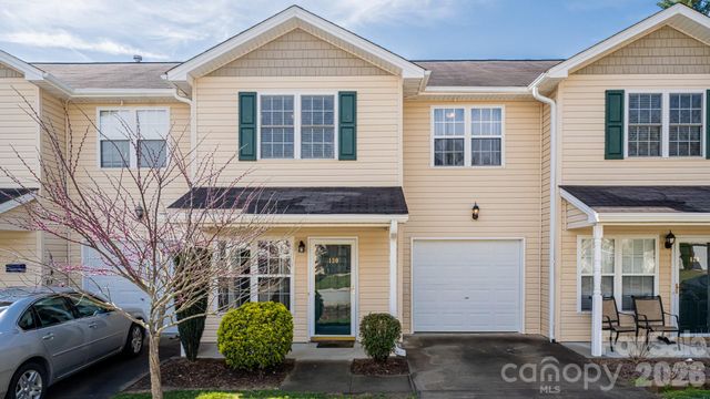 130 Lanceford Circle, Fletcher, NC 28732