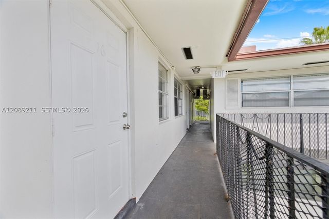 11625 Canal Dr 16 N, North Miami, FL 33181