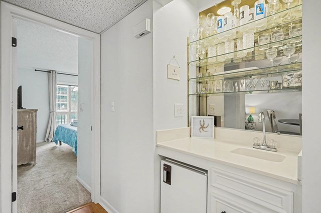 212 2nd Ave N Unit 162, North Myrtle Beach, SC 29582