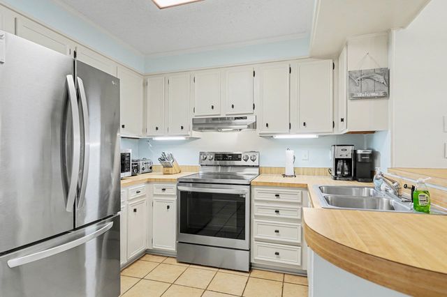 212 2nd Ave N Unit 162, North Myrtle Beach, SC 29582