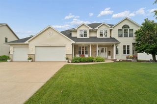 208 E APPLE CREEK ROAD, Appleton, WI 54913
