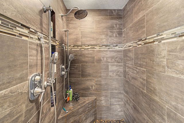 1112 Republic Cir, Salina, KS 67401