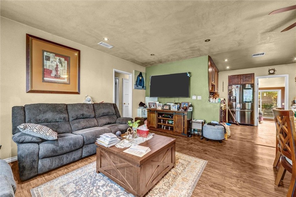 6424 Lindell, Pico Rivera, CA 90660 — photo 5