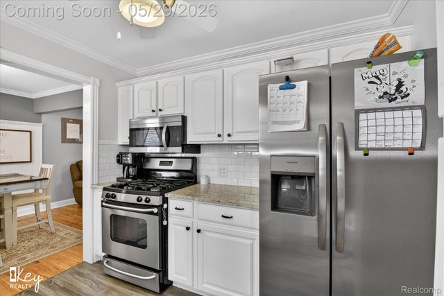 13187 Commonwealth Street, Southgate, MI 48195