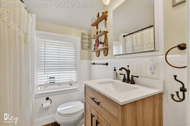 13187 Commonwealth Street, Southgate, MI 48195