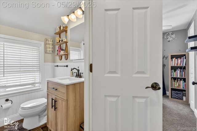 13187 Commonwealth Street, Southgate, MI 48195