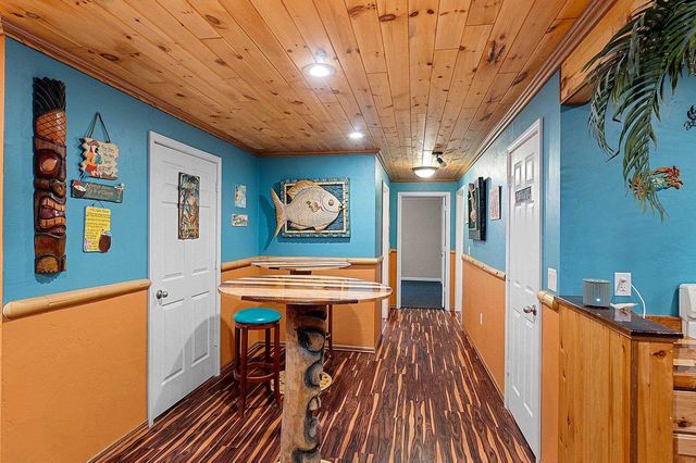 2277 J EDWARD COURT, Suamico, WI 54313