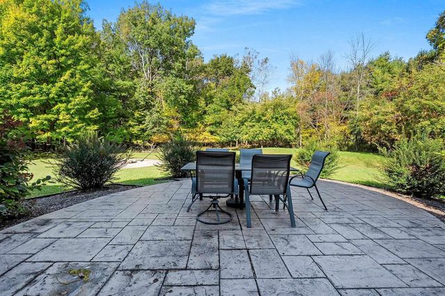 2277 J EDWARD COURT, Suamico, WI 54313