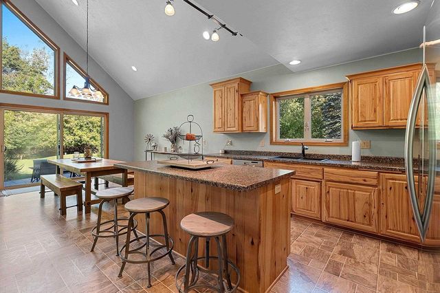 2277 J EDWARD COURT, Suamico, WI 54313