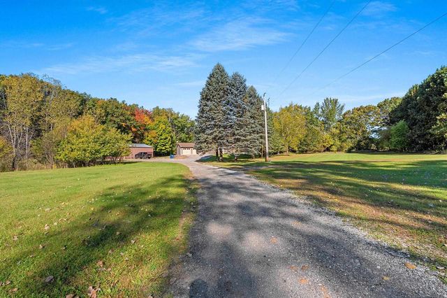 2277 J EDWARD COURT, Suamico, WI 54313