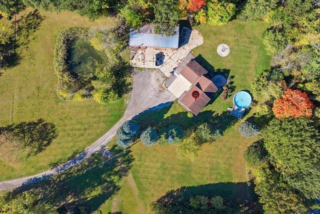 2277 J EDWARD COURT, Suamico, WI 54313