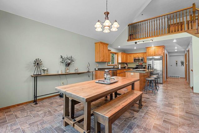 2277 J EDWARD COURT, Suamico, WI 54313