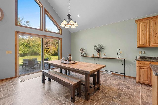 2277 J EDWARD COURT, Suamico, WI 54313