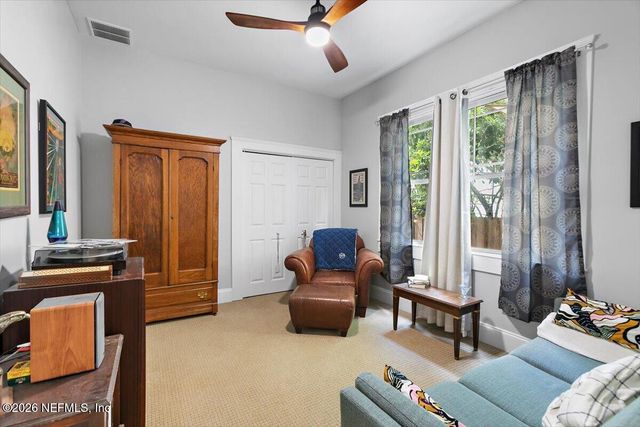 1902 N MARKET Street, Jacksonville, FL 32206
