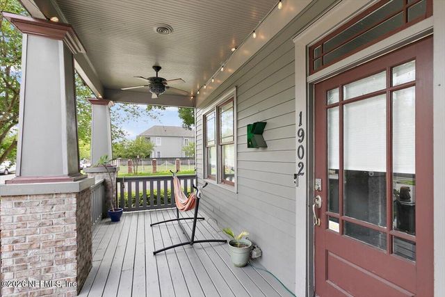 1902 N MARKET Street, Jacksonville, FL 32206