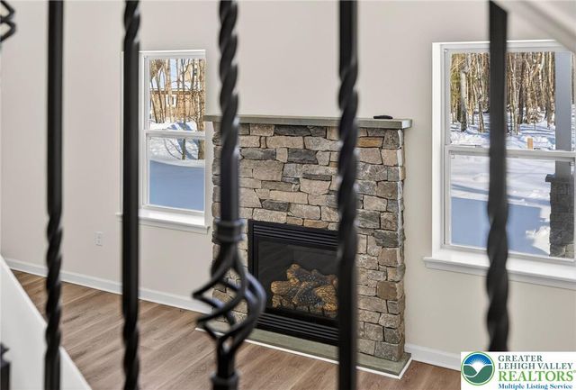1073 Westside Drive, Newfoundland, PA 18445