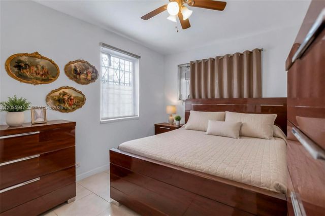2300 NW 9th Street, Miami, FL 33125