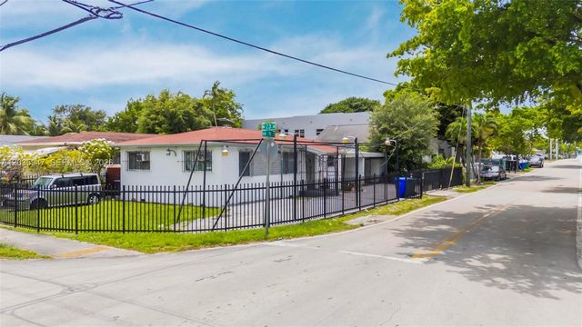 2300 NW 9th Street, Miami, FL 33125