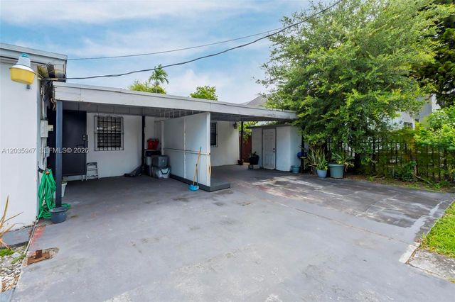 2300 NW 9th Street, Miami, FL 33125