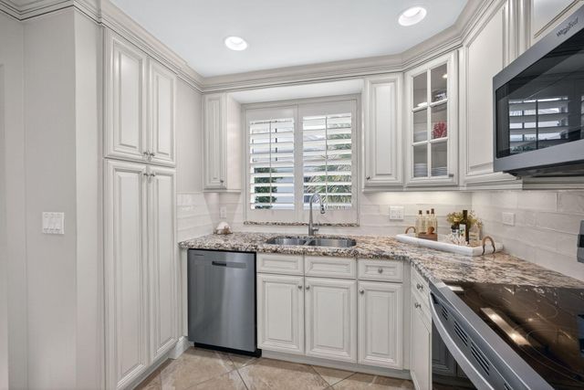 1306 Mainsail Circle, Jupiter, FL 33477