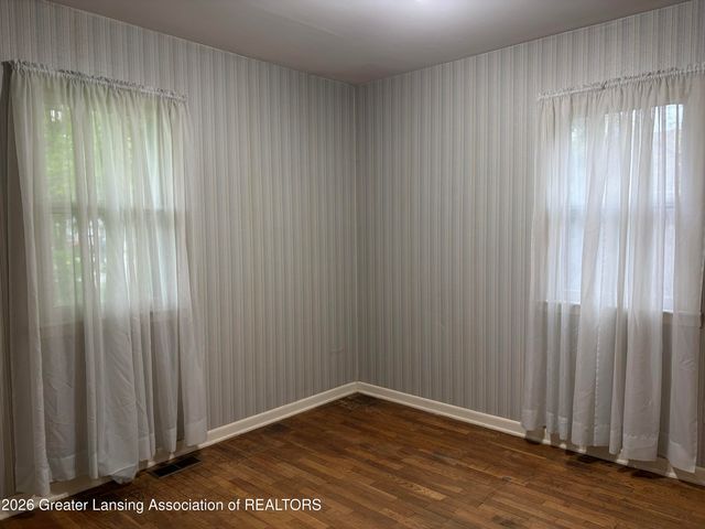 6054 Daft Street, Lansing, MI 48911
