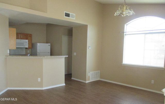5784 RICK HUSBAND Drive, El Paso, TX 79934