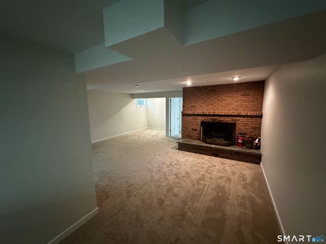 19 Brookhill Lane, Norwalk, CT 06851