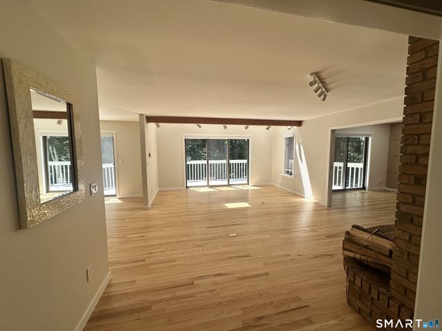 19 Brookhill Lane, Norwalk, CT 06851