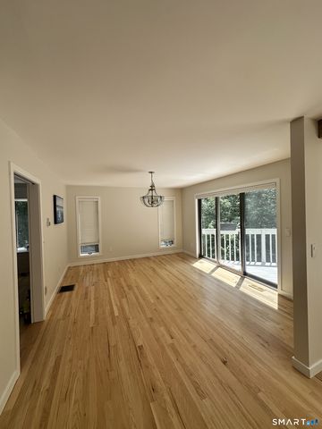 19 Brookhill Lane, Norwalk, CT 06851