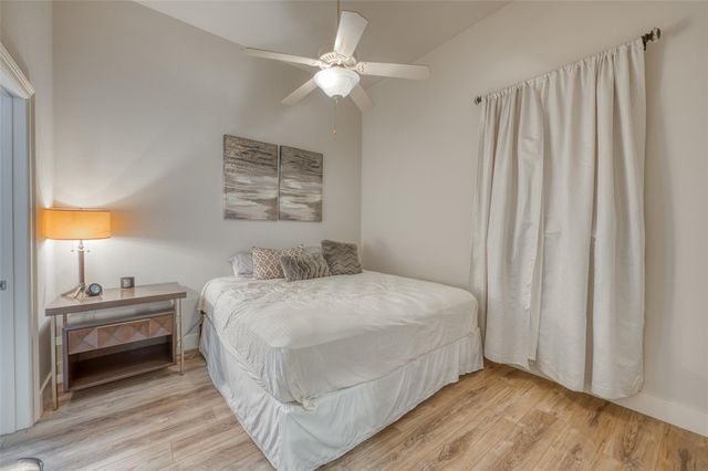 101 West Bank 64, Horseshoe Bay, TX 78657