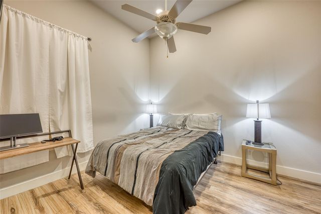 101 West Bank 64, Horseshoe Bay, TX 78657