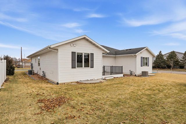 1392 Rosewood TRAIL, Onalaska, WI 54650