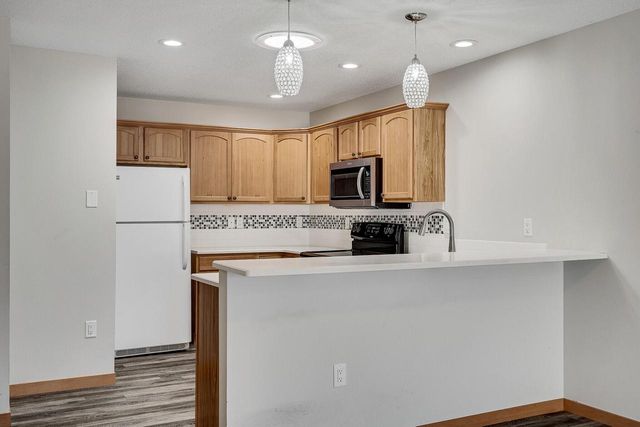 1392 Rosewood TRAIL, Onalaska, WI 54650