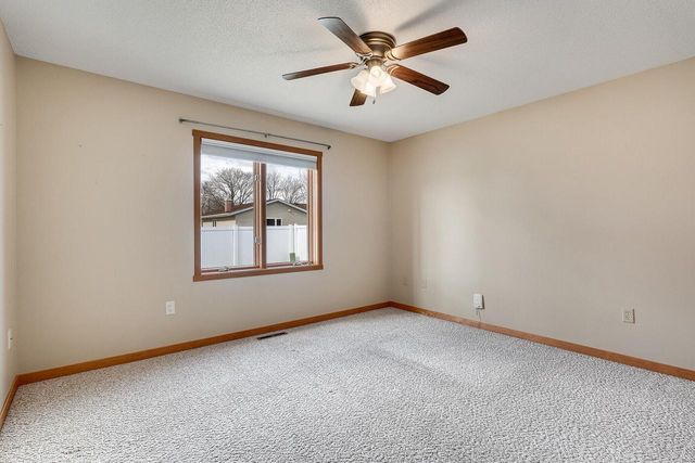 1392 Rosewood TRAIL, Onalaska, WI 54650