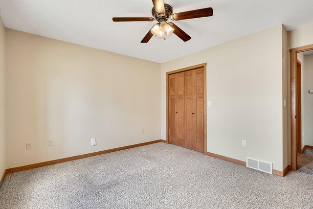 1392 Rosewood TRAIL, Onalaska, WI 54650