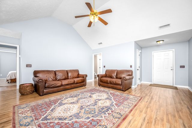 6008 Boxer Pl, Smyrna, TN 37167