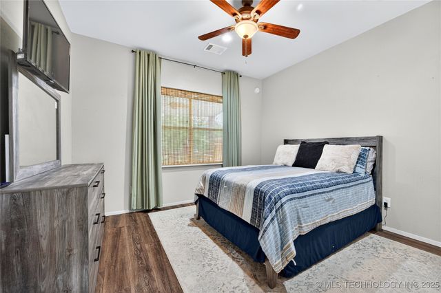 16980 Hayes Road, Kingston, OK 73439