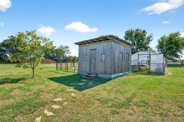 16980 Hayes Road, Kingston, OK 73439