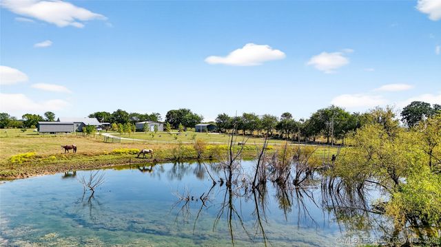 16980 Hayes Road, Kingston, OK 73439