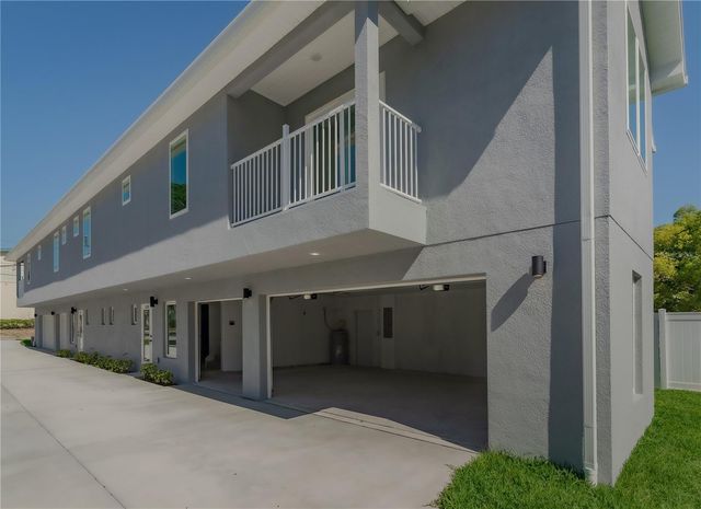 310 HIBISCUS STREET B, Tarpon Springs, FL 34689