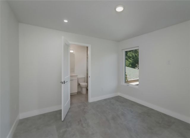 310 HIBISCUS STREET B, Tarpon Springs, FL 34689