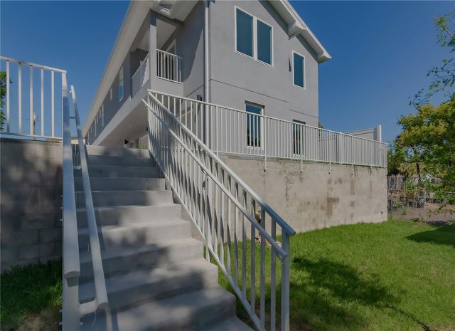 310 HIBISCUS STREET B, Tarpon Springs, FL 34689