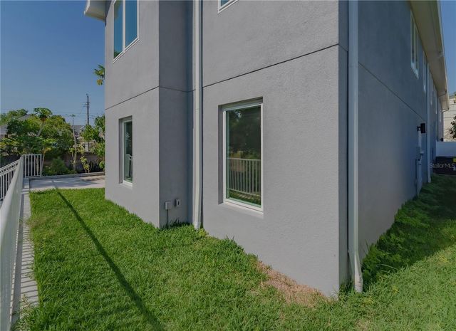 310 HIBISCUS STREET B, Tarpon Springs, FL 34689
