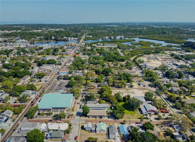 310 HIBISCUS STREET B, Tarpon Springs, FL 34689