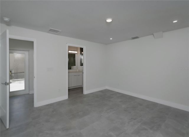 310 HIBISCUS STREET B, Tarpon Springs, FL 34689