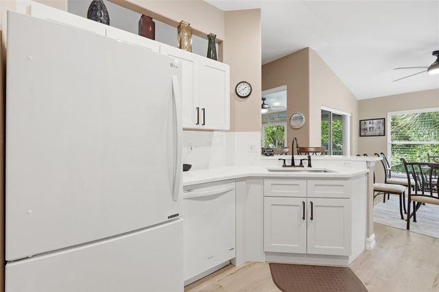 710 TARPON COVE DRIVE 203, Naples, FL 34110