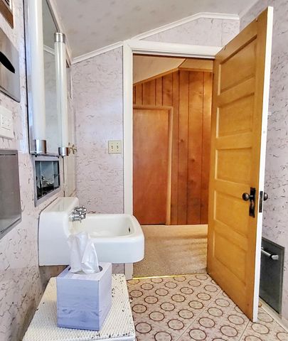 2480 Main Street, Bethlehem, NH 03574