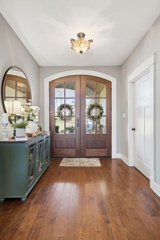 100 Cindy Cir, Tullahoma, TN 37388